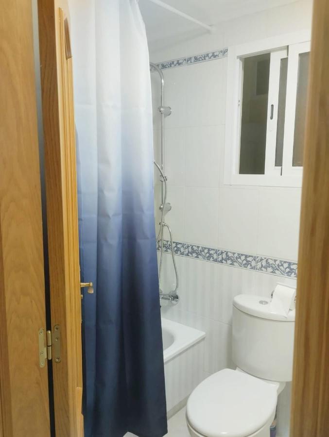 Torrevieja 2 Bedroom Holiday Apartment Экстерьер фото