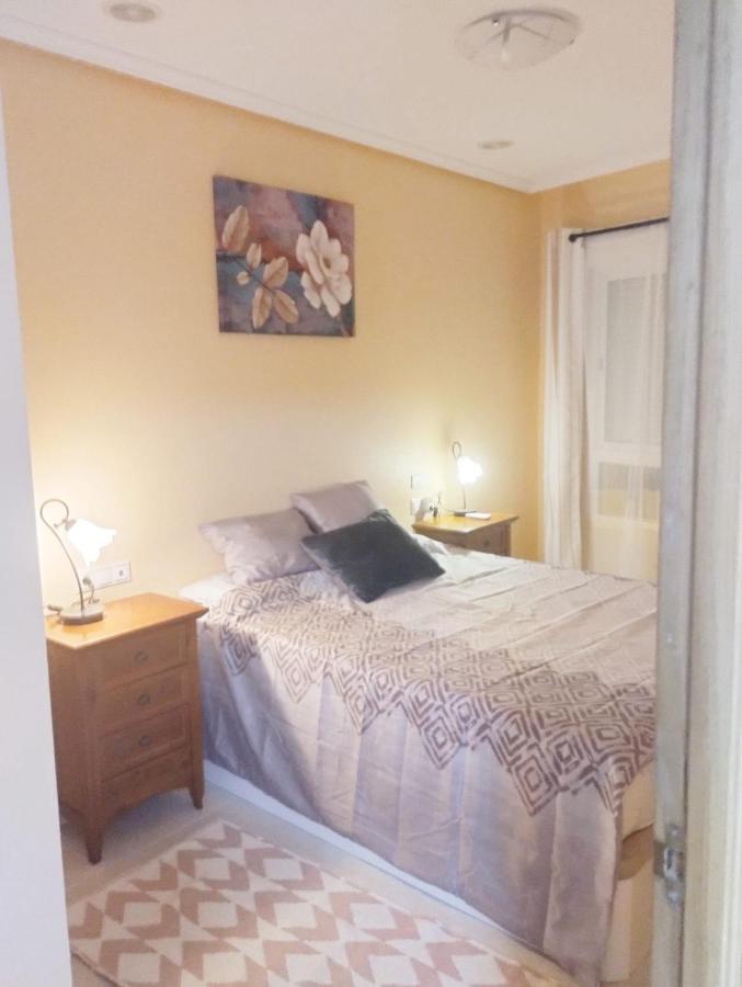 Torrevieja 2 Bedroom Holiday Apartment Экстерьер фото