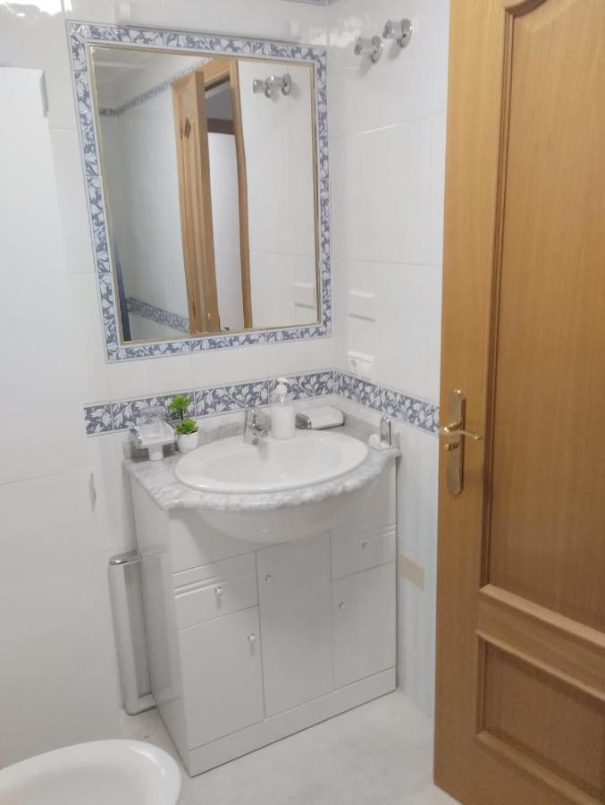 Torrevieja 2 Bedroom Holiday Apartment Экстерьер фото