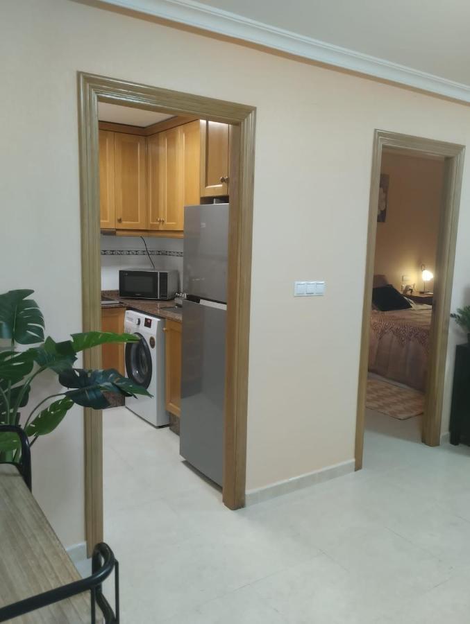 Torrevieja 2 Bedroom Holiday Apartment Экстерьер фото
